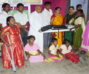 Service to Humanity  2009
Donated medical equipment to 
   Lucia Society For The Blind & 
              other Disabled
